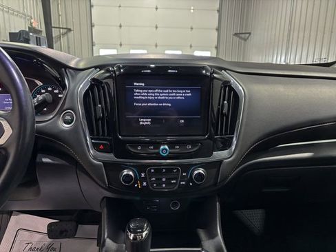 Used 2020 Chevrolet Traverse LT w/ LPO, Midnight Edition image 15