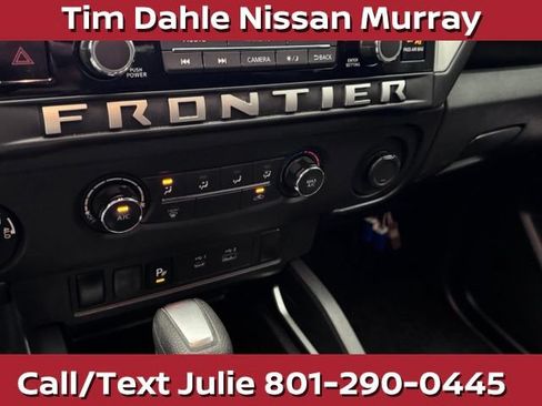 Used 2025 Nissan Frontier SV AWD/4WD image 27