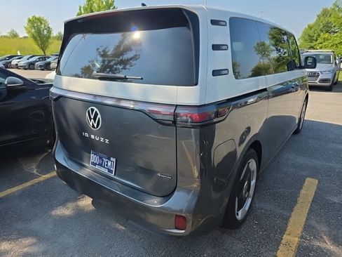 Used 2025 Volkswagen ID. Buzz Pro S Plus AWD/4WD image 6