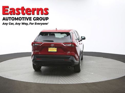 Used 2024 Toyota RAV4 LE image 37