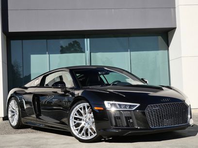 Used 2017 Audi R8 V10 w/ Carbon Exterior Package