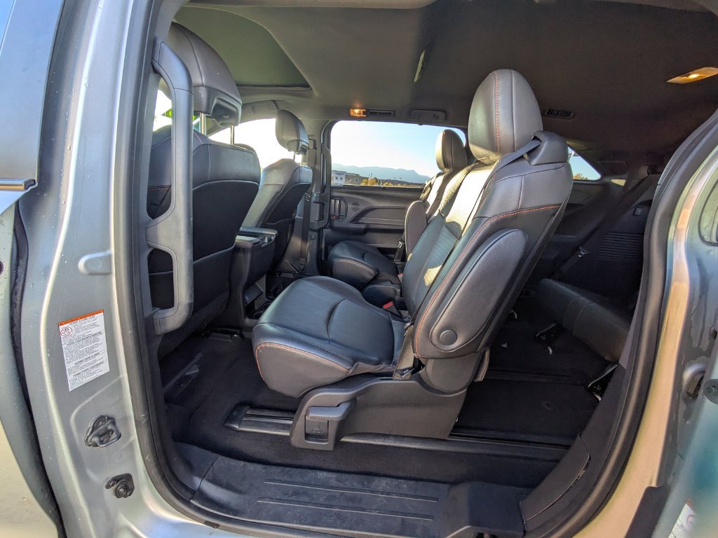 Used 2023 Toyota Sienna XSE w/ XSE Plus Package AWD/4WD image 27