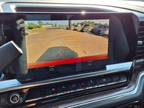 Used 2024 Chevrolet Silverado 1500 LT w/ Protection Package image 5