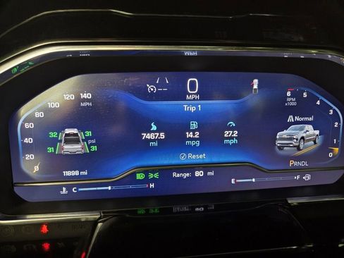 Used 2024 Chevrolet Silverado 1500 LT image 10