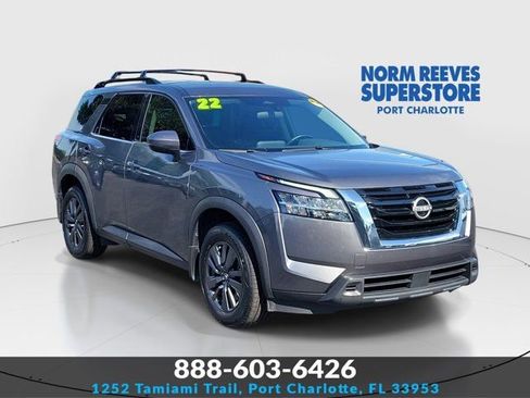 Used 2022 Nissan Pathfinder SV FWD image 1