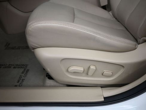 Used 2015 Nissan Rogue SL FWD image 10