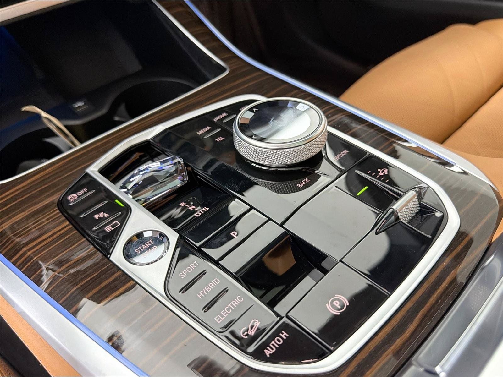 New 2026 BMW X5 xDrive50e AWD/4WD image 15