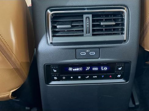 Used 2024 MAZDA CX-90 3.3 Turbo S w/ Premium Plus image 27