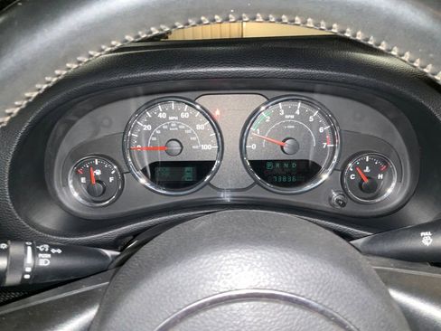 Used 2013 Jeep Wrangler Unlimited Sahara w/ Connectivity Group image 16