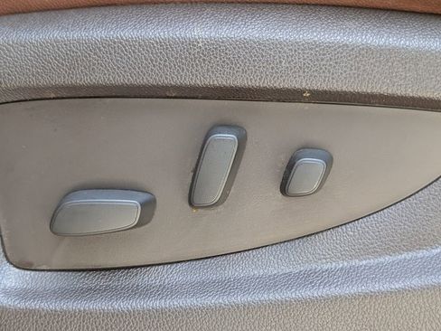 Used 2016 Chevrolet Tahoe LTZ image 34