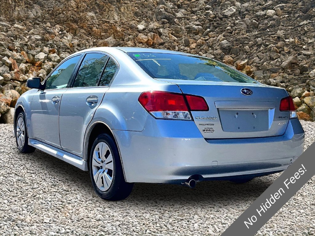 Used 2013 Subaru Legacy 2.5i AWD/4WD image 9