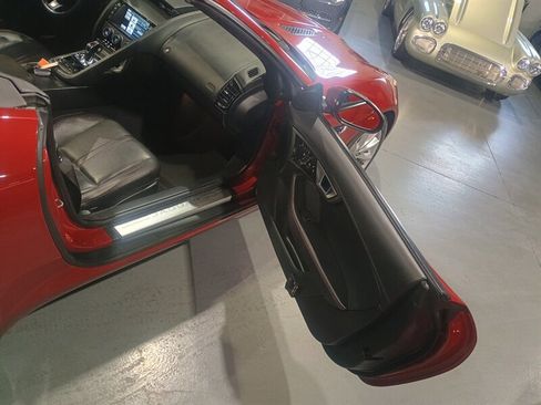 Used 2015 Jaguar F-TYPE Convertible RWD image 29
