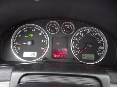 Used 2005 Volkswagen Passat GLS image 11