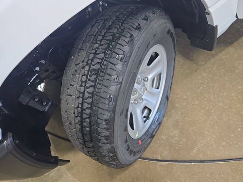 New 2026 RAM 1500 Tradesman AWD/4WD image 32