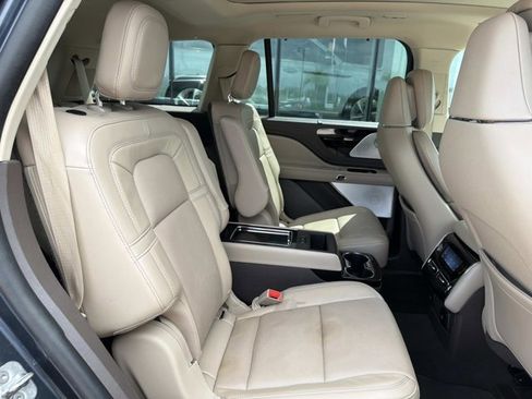 Certified 2022 Lincoln Aviator Reserve w/ Equipment Group 201A AWD/4WD image 23