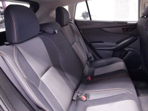 Used 2018 Subaru Crosstrek 2.0i Premium w/ Eyesight System image 17