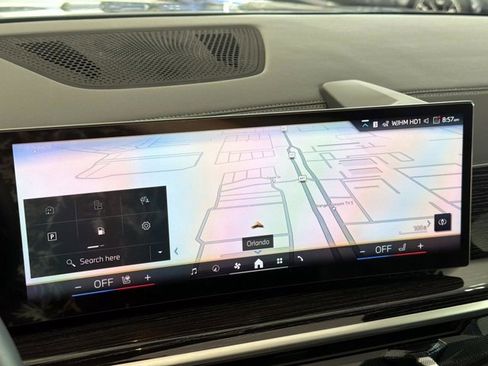 Used 2026 BMW X5 xDrive40i w/ M Sport Package image 22