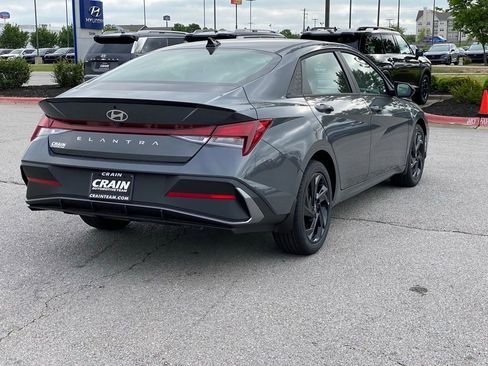 New 2026 Hyundai Elantra Sport FWD image 7