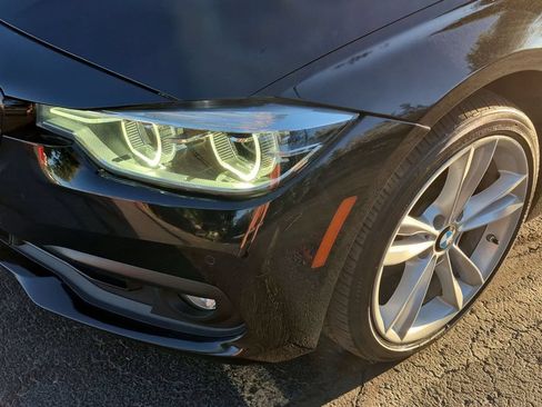 Used 2017 BMW 320i Sedan RWD image 7