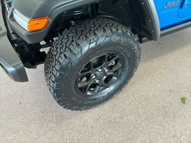 Certified 2024 Jeep Wrangler Unlimited AWD/4WD image 8