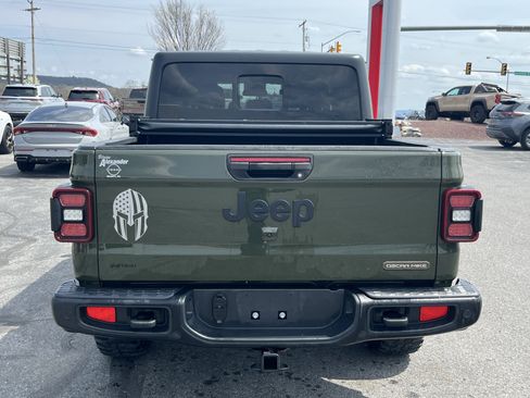 Used 2021 Jeep Gladiator Sport AWD/4WD image 4