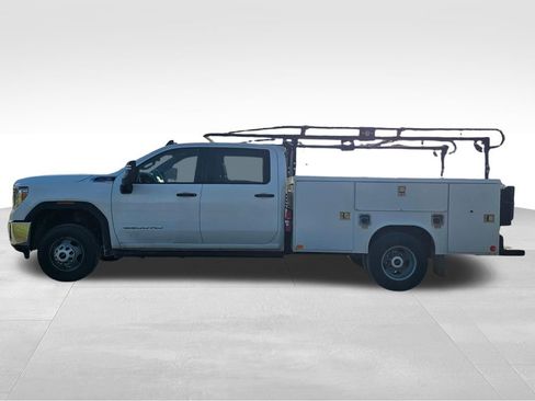 Used 2023 GMC Sierra 3500 Pro w/ Convenience Package image 16