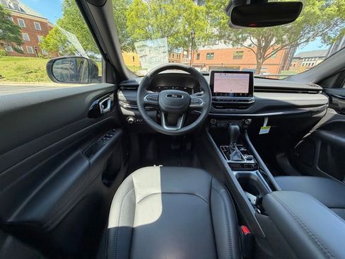 New 2026 Jeep Compass Limited AWD/4WD image 12