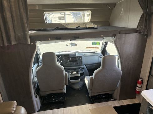 Used 2022 Ford E-450 and Econoline 450 Super Duty w/ Motorhome Prep Package image 56