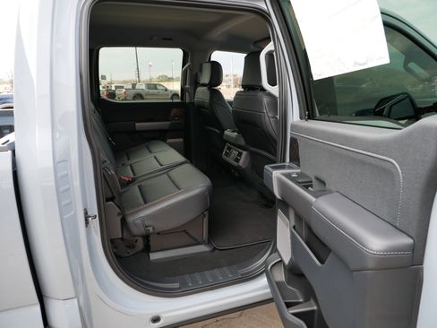 New 2026 Ford F350 Lariat w/ FX4 Off-Road Package image 51