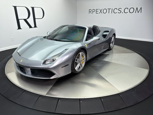 Used 2017 Ferrari 488 Spider RWD image 1