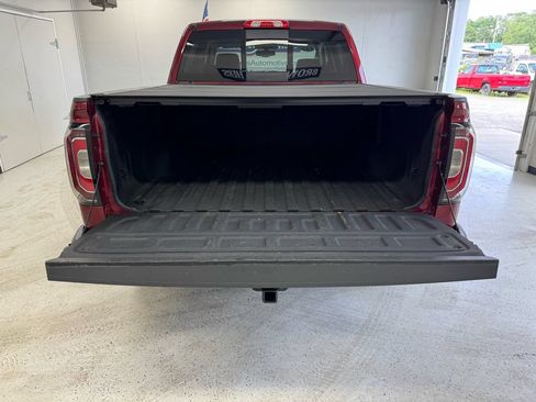 Used 2017 GMC Sierra 1500 SLT AWD/4WD image 8