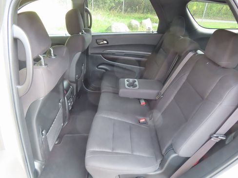 Certified 2024 Dodge Durango GT image 27