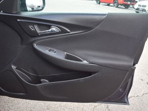 Used 2023 Chevrolet Malibu LT image 38