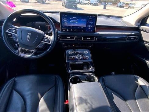 Used 2022 Lincoln Nautilus Reserve image 15