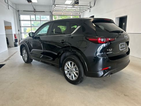 Used 2024 MAZDA CX-5 AWD 2.5 S w/ Select Package image 4