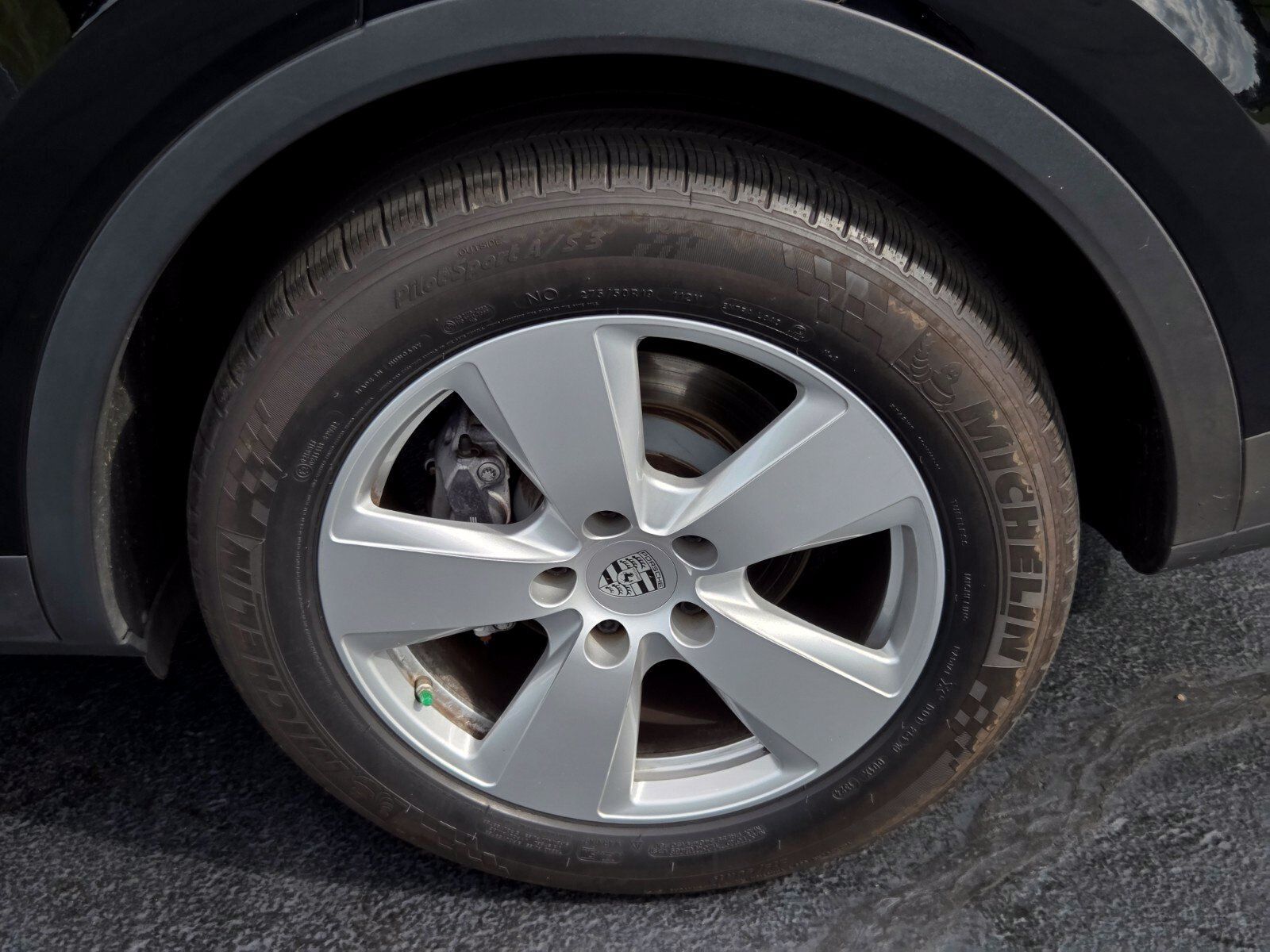 Used 2022 Porsche Cayenne AWD/4WD image 18