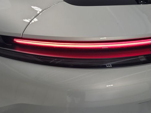 Certified 2026 Porsche 911 Carrera T RWD image 14