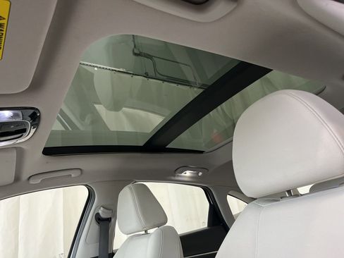 Used 2023 Hyundai Sonata SEL w/ Convenience Package image 3