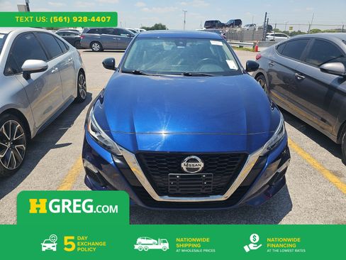 Used 2022 Nissan Altima 2.0 SR FWD image 1