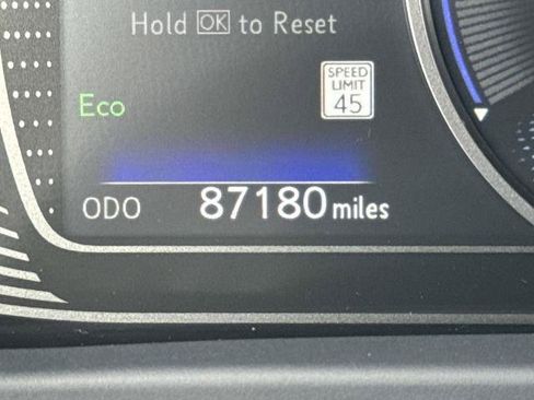 Used 2023 Lexus UX 250h FWD w/ Accessory Package (Z2) image 31