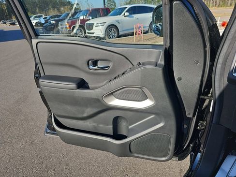 New 2026 Nissan Frontier SV w/ Tow Package RWD image 30