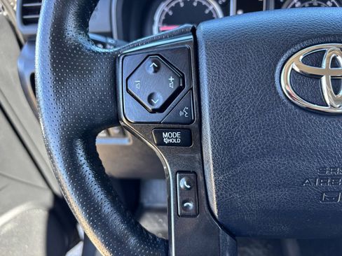 Used 2024 Toyota 4Runner TRD Off-Road Premium w/ Moonroof Package AWD/4WD image 29