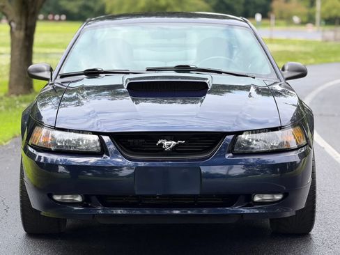 Used 2003 Ford Mustang GT RWD image 2
