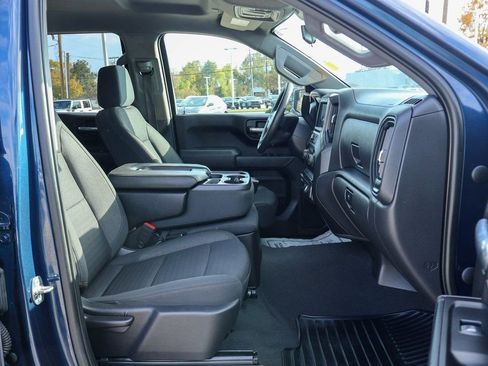 Used 2023 Chevrolet Silverado 1500 Custom image 8