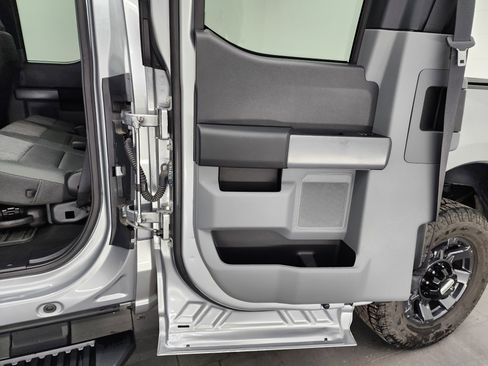 Used 2024 Ford F350 XLT w/ XLT Premium Package image 42