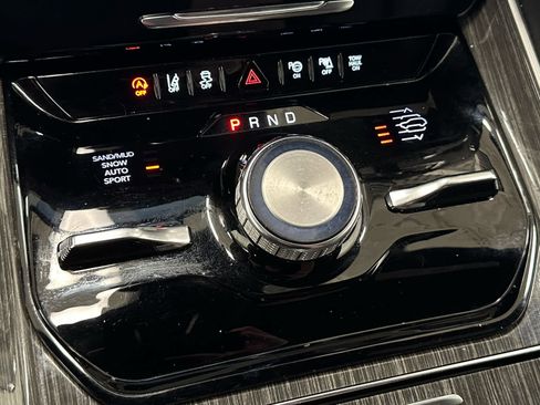 Used 2022 Jeep Wagoneer Series II w/ Convenience Group I image 30