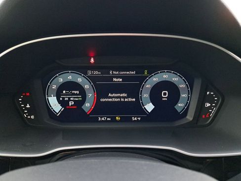 Used 2024 Audi Q3 2.0T Premium image 20