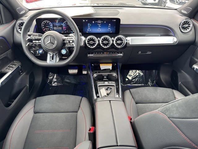New 2025 Mercedes-Benz GLB 35 AMG 4MATIC image 7