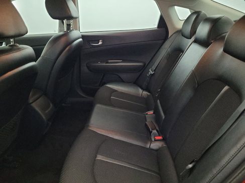 Used 2019 Kia Optima S FWD image 18