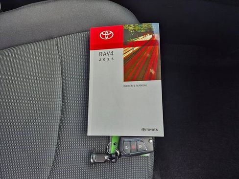 Certified 2025 Toyota RAV4 LE AWD/4WD image 22